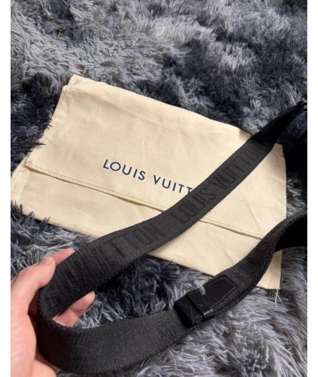 LOUIS VUITTON Черная кожаная барсетка, фото 5