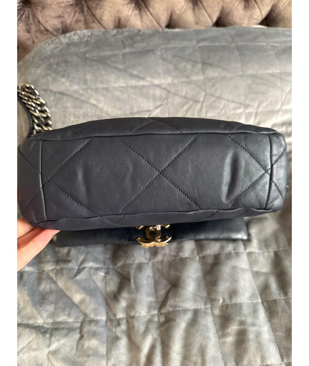 CHANEL Темно-синяя кожаная сумка через плечо, фото 4