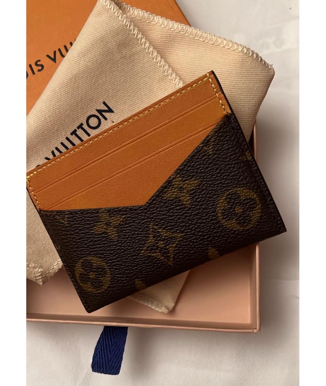 LOUIS VUITTON Коричневый кардхолдер, фото 4