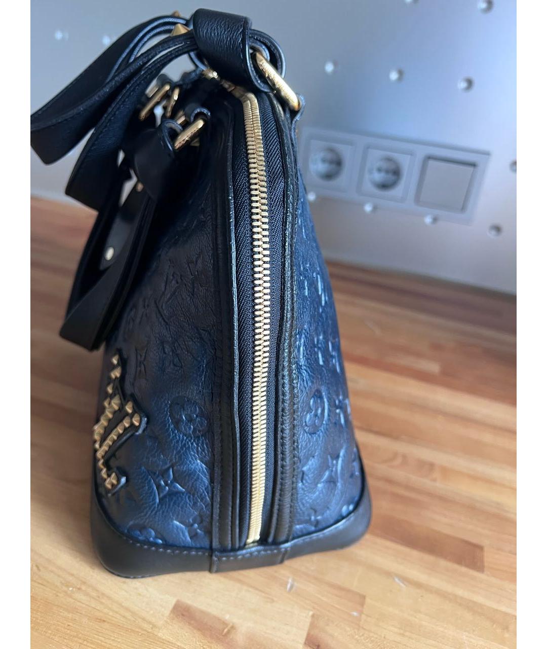 LOUIS VUITTON Темно-синяя кожаная сумка с короткими ручками, фото 2