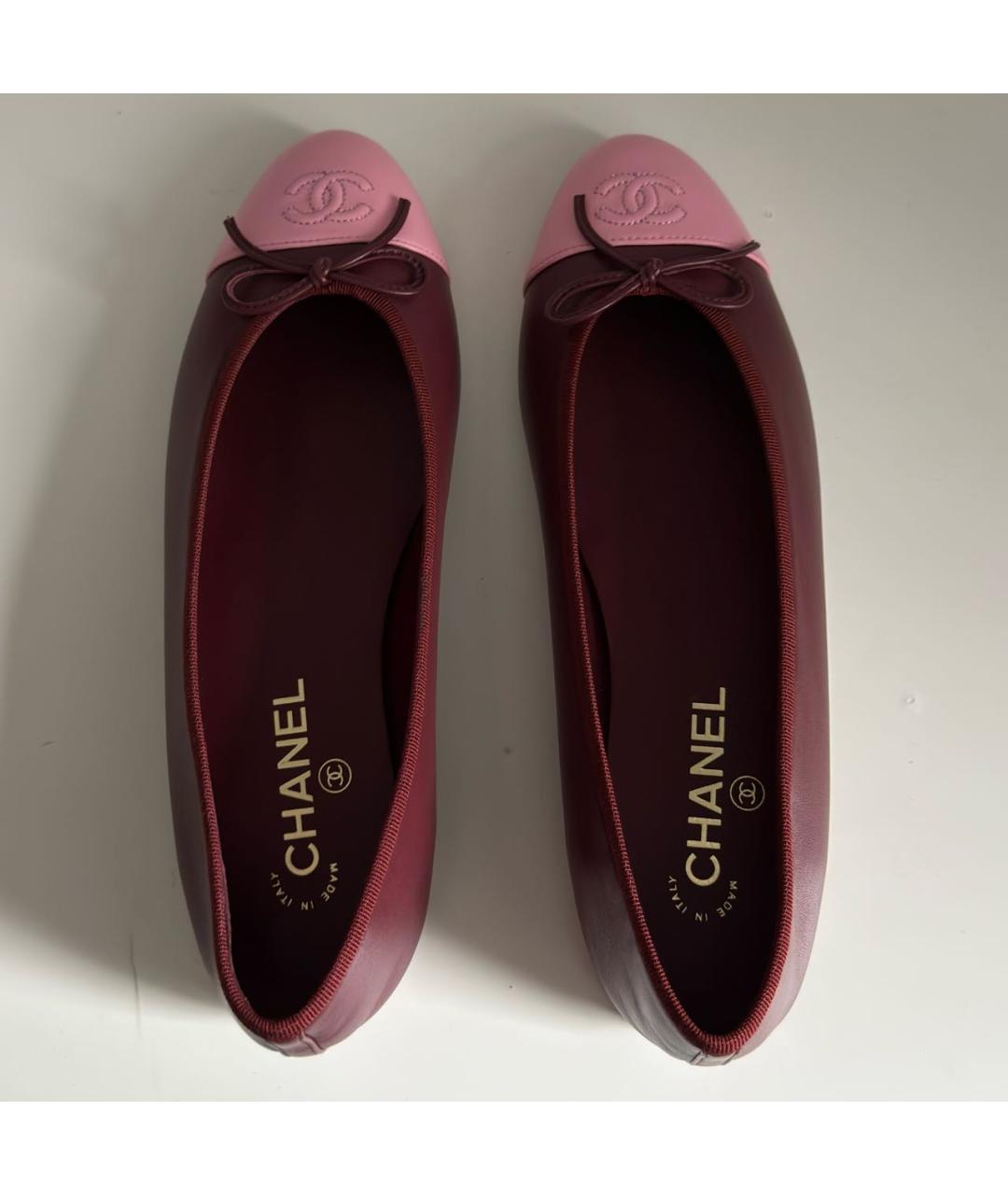 CHANEL Бордовые балетки из лакированной кожи, фото 3