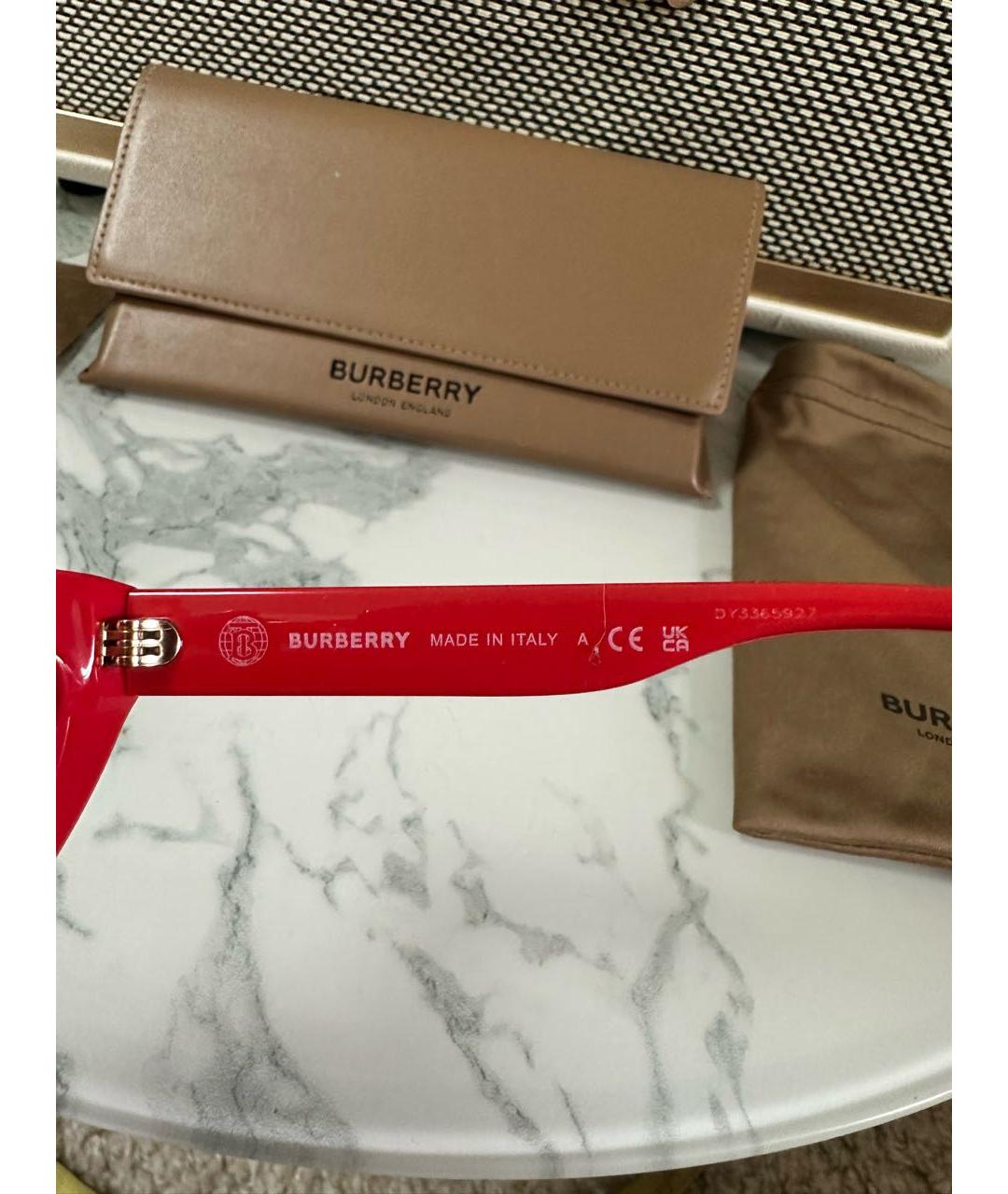 BURBERRY Красные солнцезащитные очки, фото 6