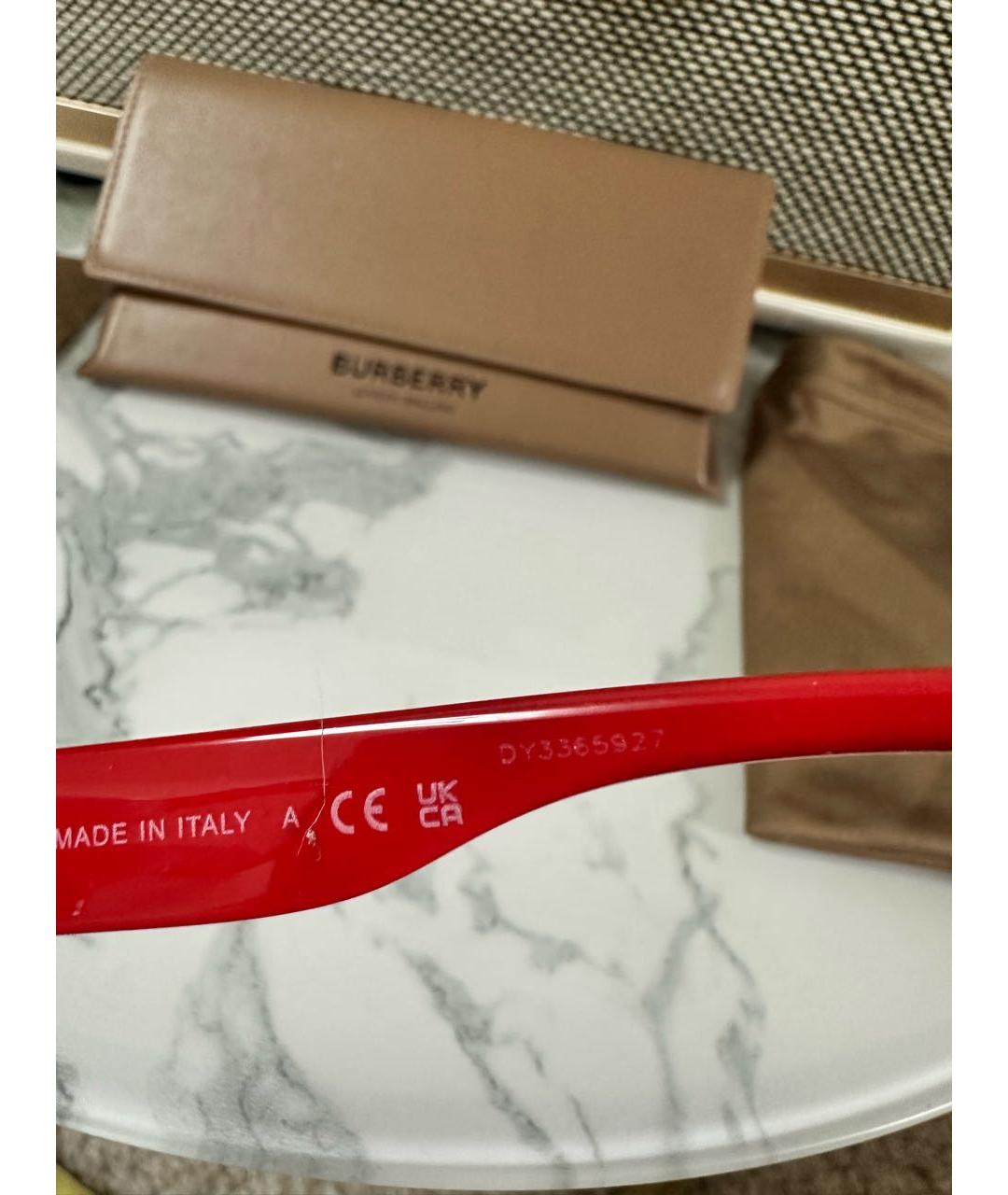 BURBERRY Красные солнцезащитные очки, фото 5