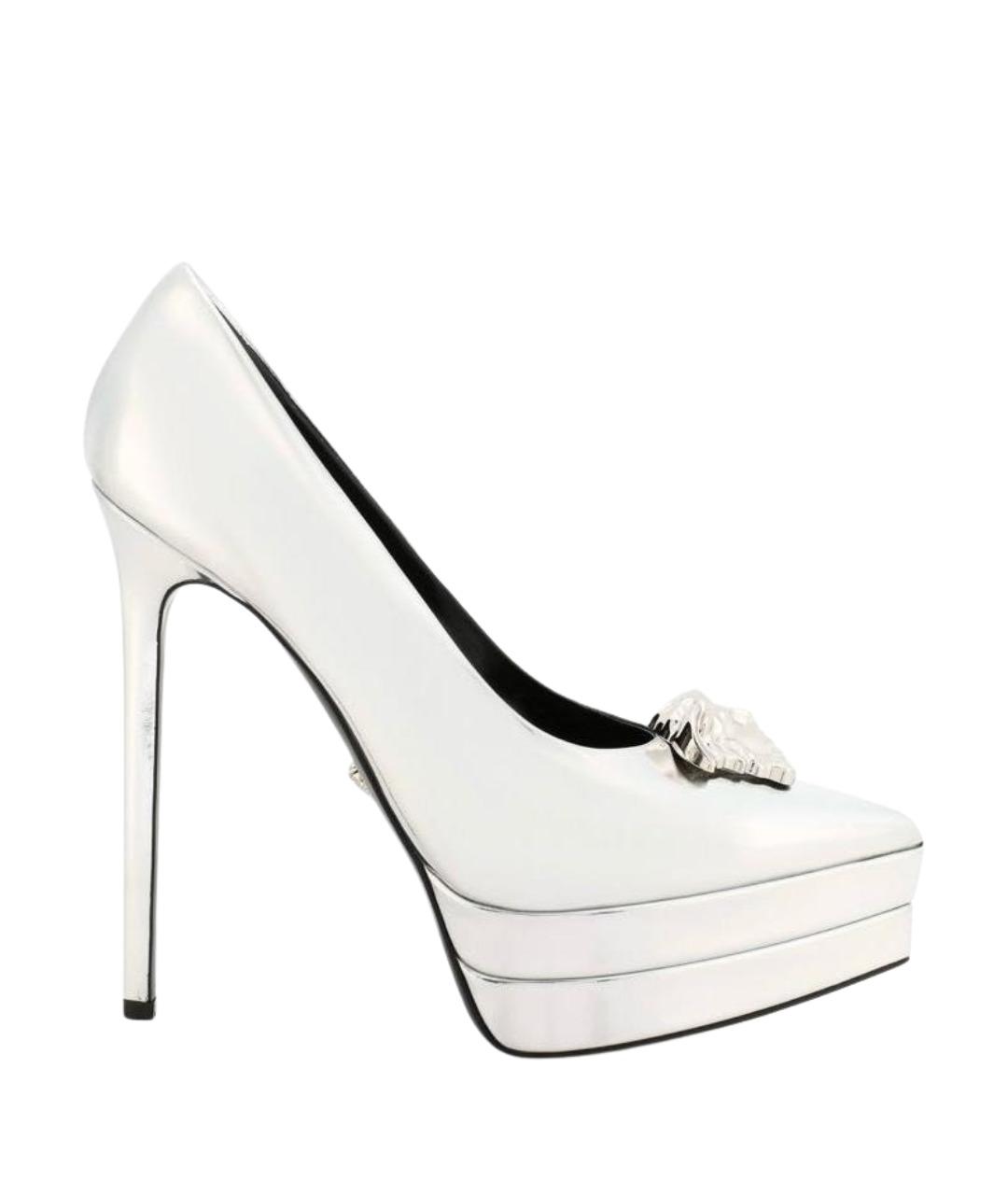 VERSACE Серебряные туфли из лакированной кожи, фото 1