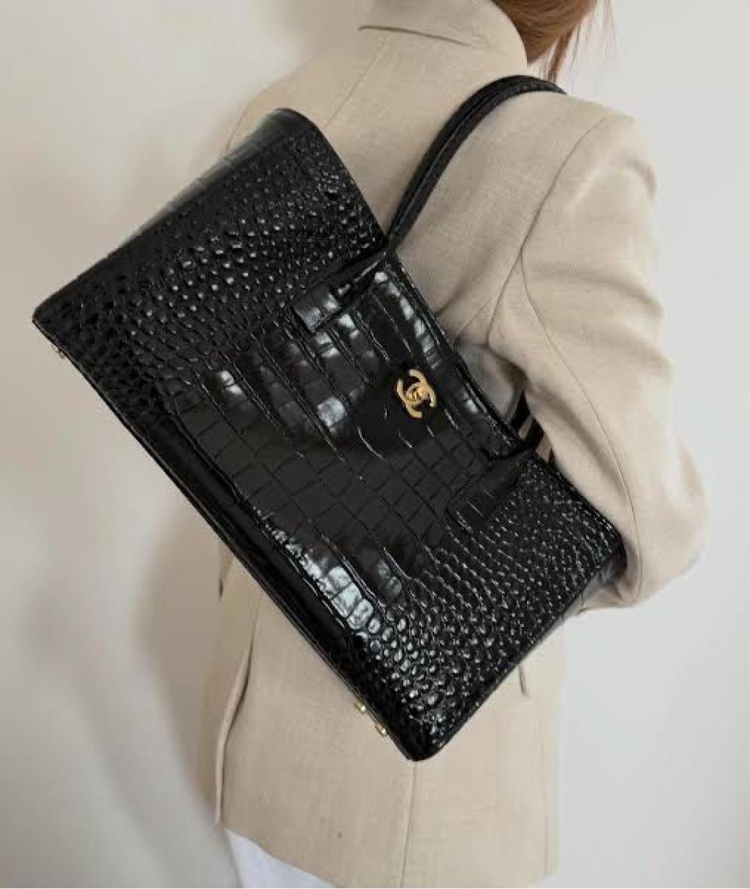 CHANEL Черная кожаная сумка тоут, фото 6