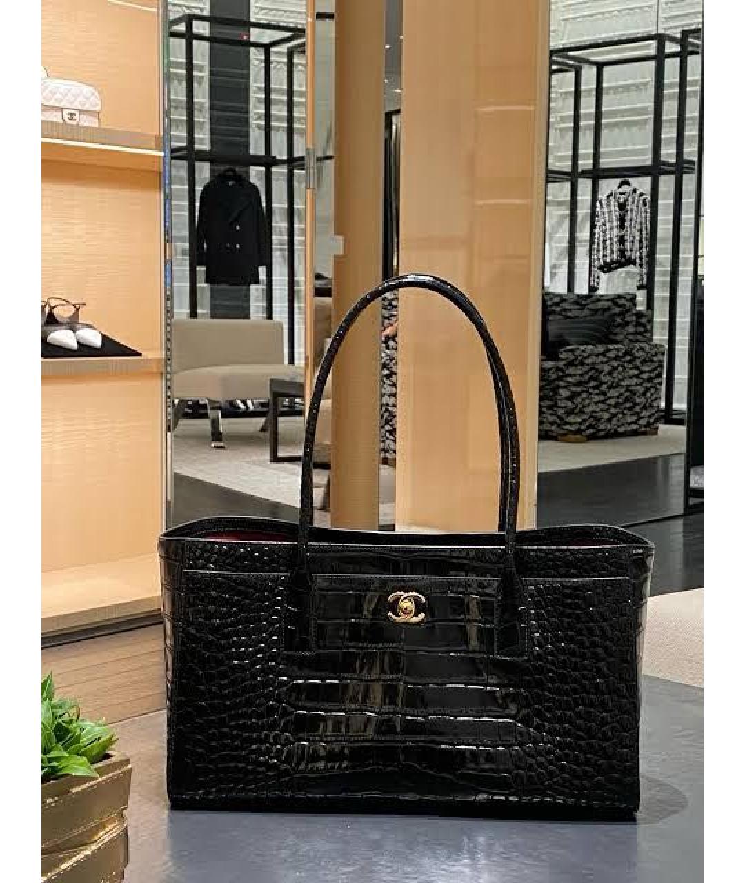 CHANEL Черная кожаная сумка тоут, фото 2
