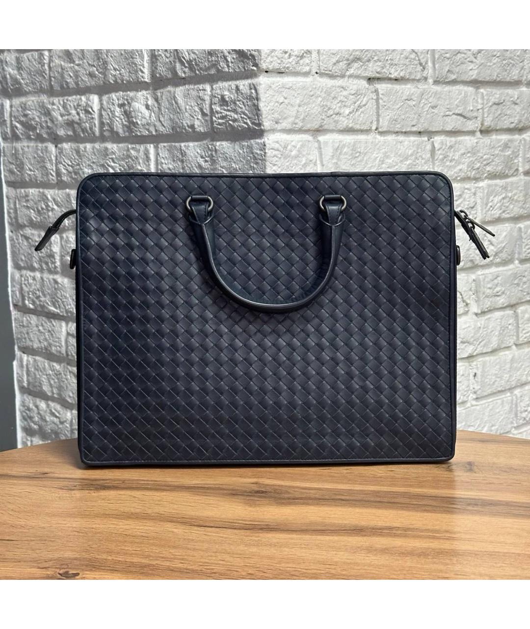 BOTTEGA VENETA Темно-синий кожаный портфель, фото 4