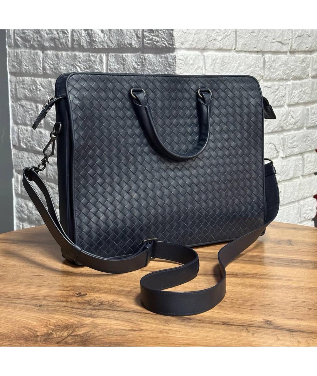 BOTTEGA VENETA Темно-синий кожаный портфель, фото 2