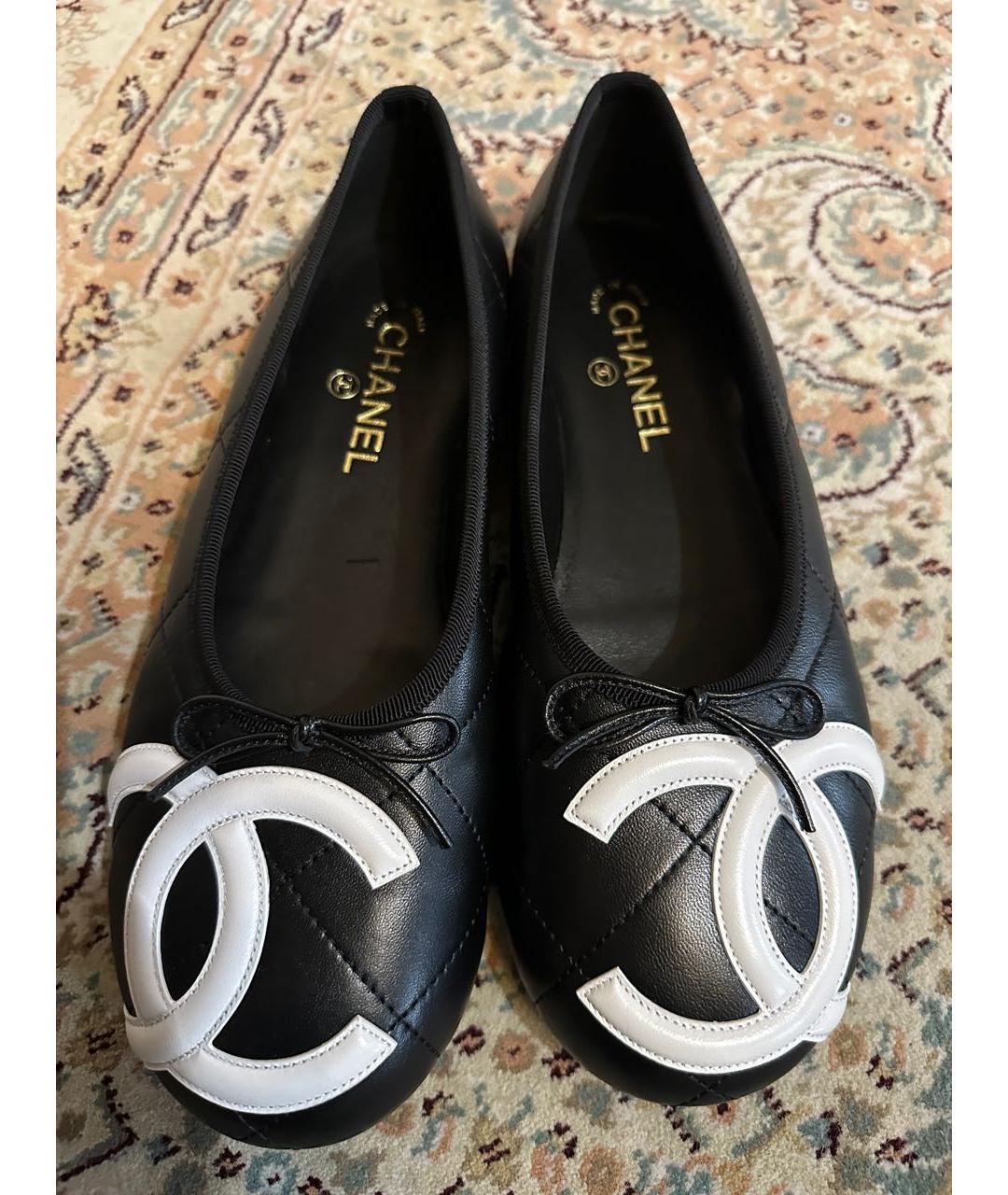 CHANEL Черные кожаные балетки, фото 2