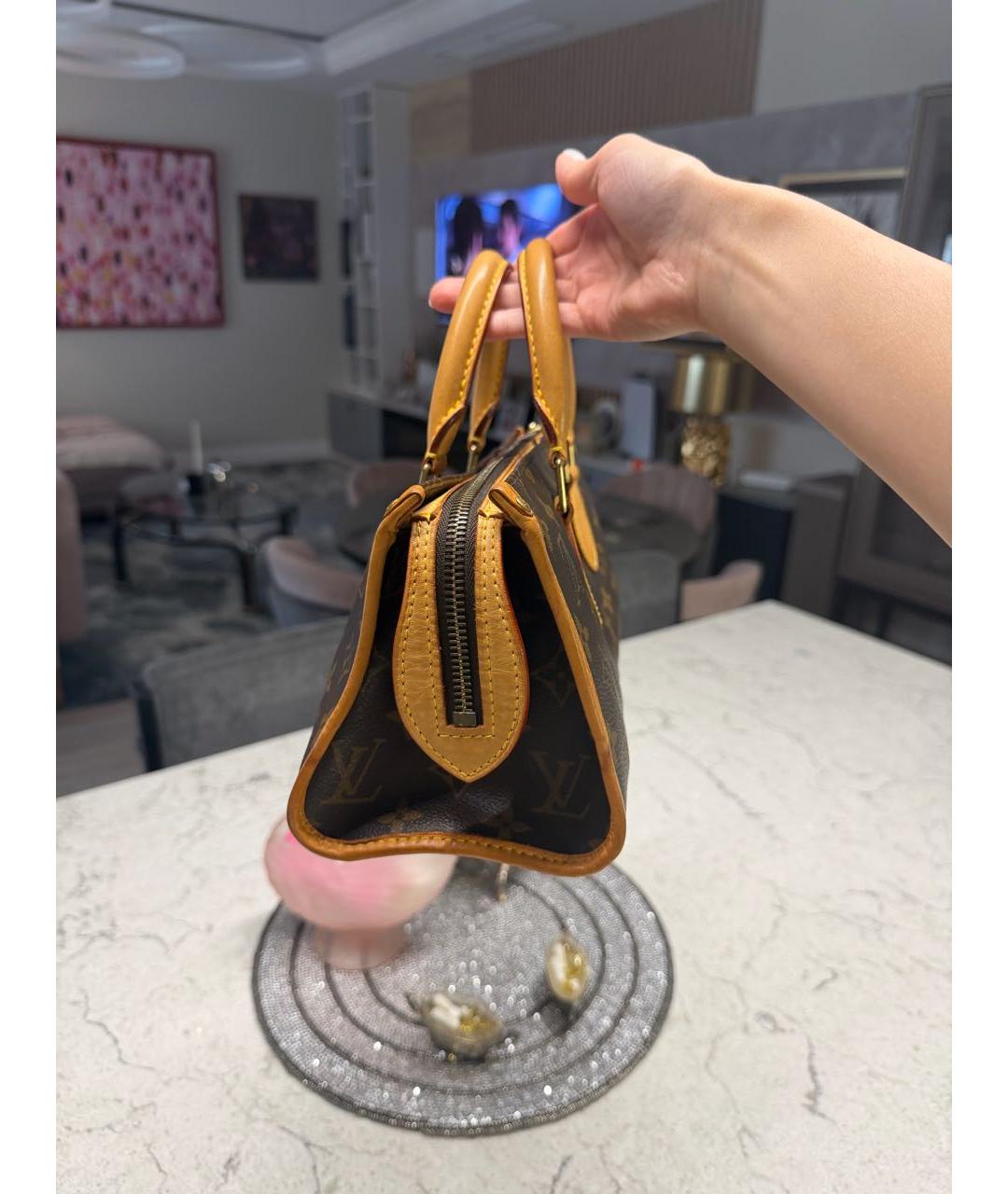 LOUIS VUITTON Коричневая сумка с короткими ручками, фото 2