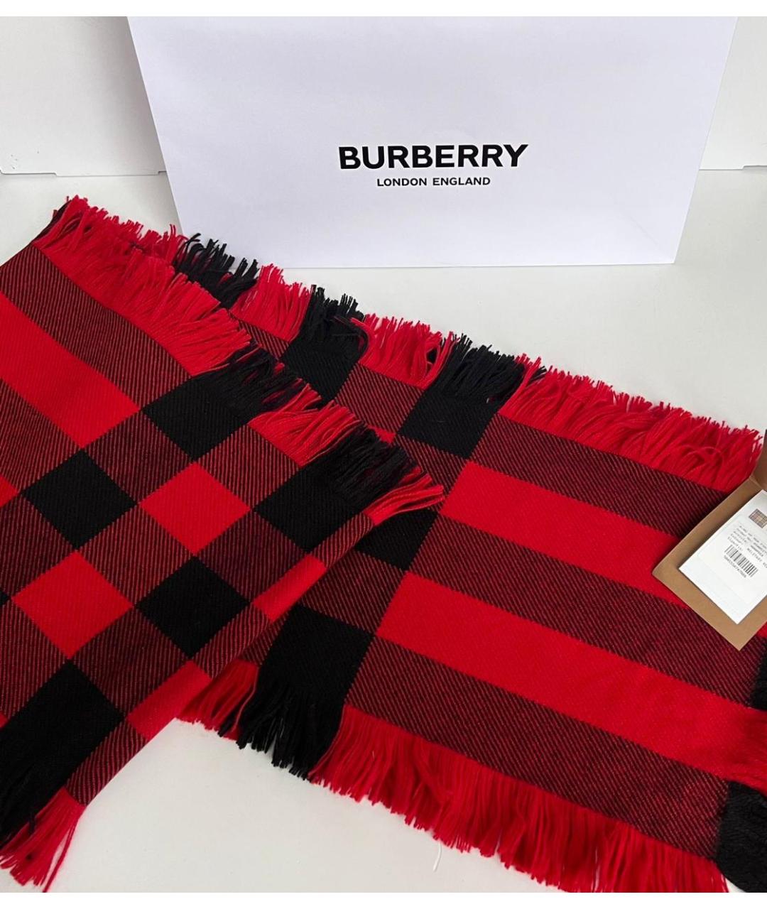 BURBERRY Красный шерстяной шарф, фото 2
