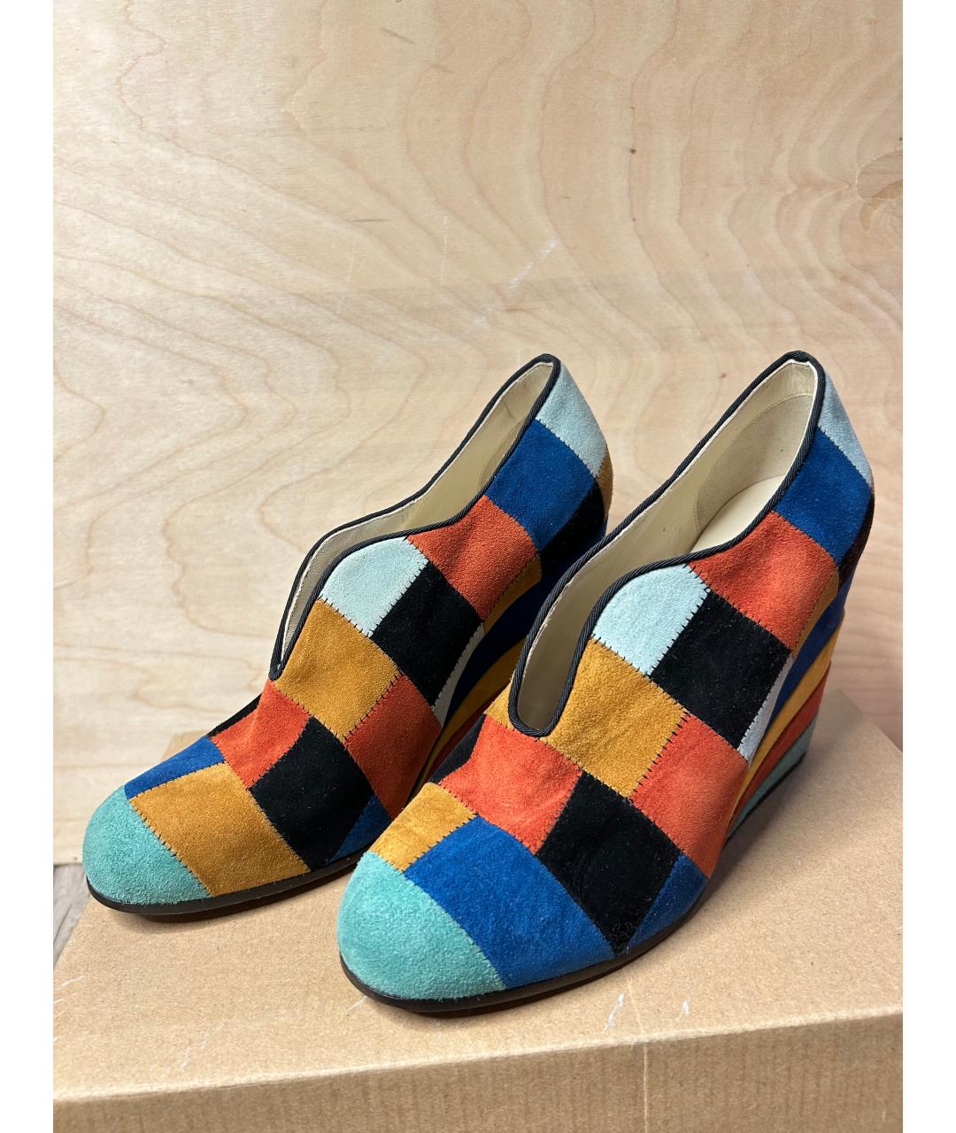 FERRAGAMO Мульти замшевые ботильоны, фото 2