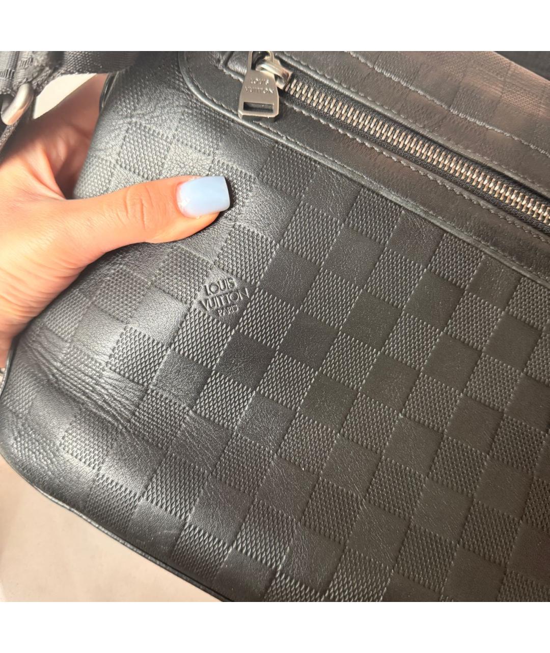 LOUIS VUITTON Черная кожаная сумка на плечо, фото 8