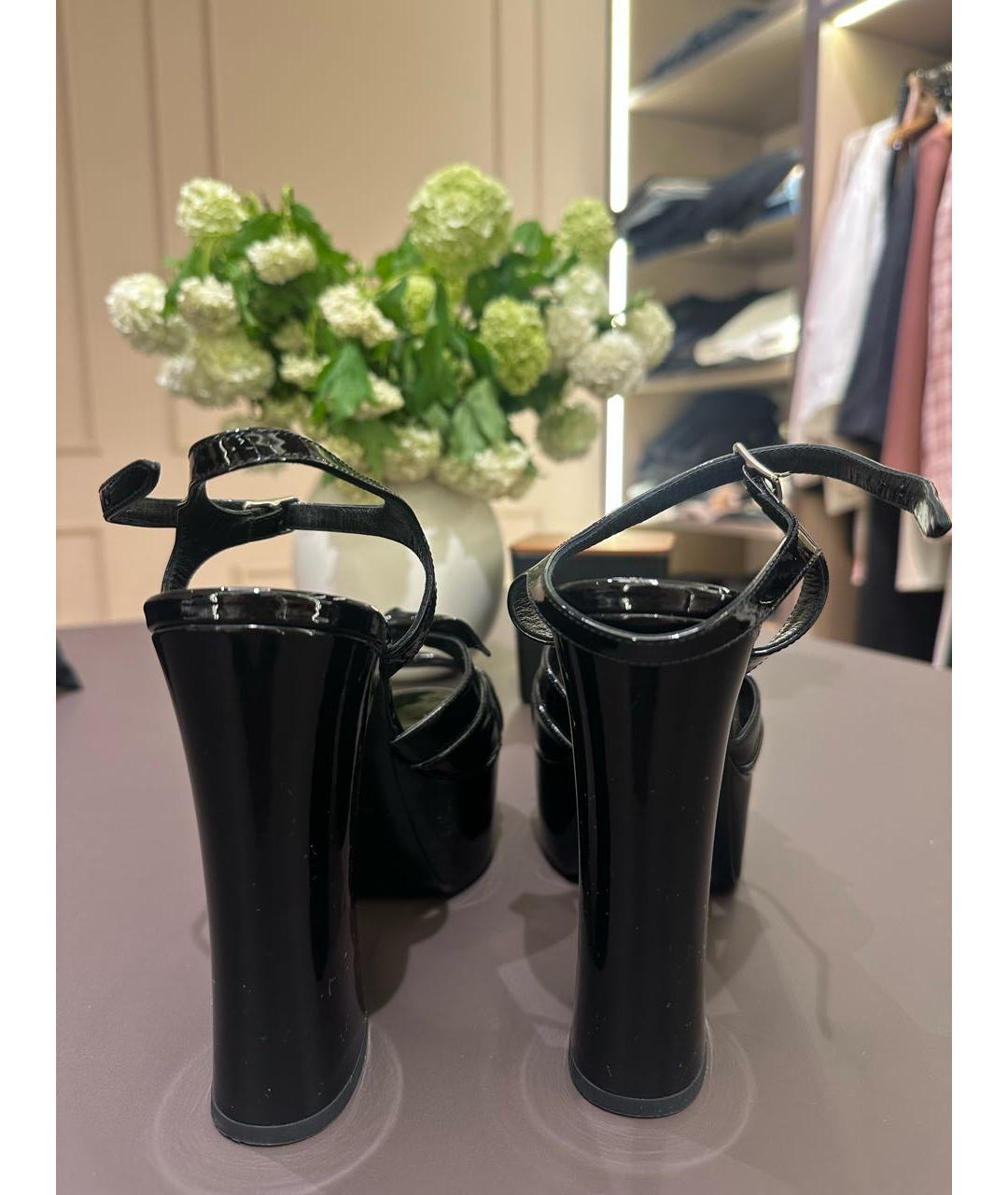 SAINT LAURENT Черные босоножки из лакированной кожи, фото 4