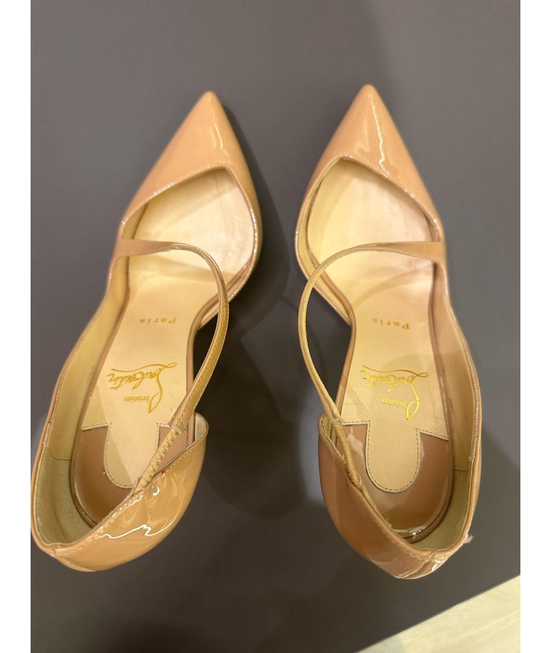 CHRISTIAN LOUBOUTIN Бежевые туфли из лакированной кожи, фото 3