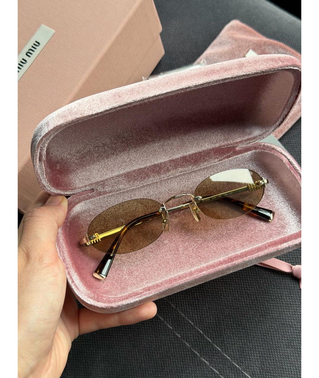 MIU MIU Золотые металлические солнцезащитные очки, фото 2
