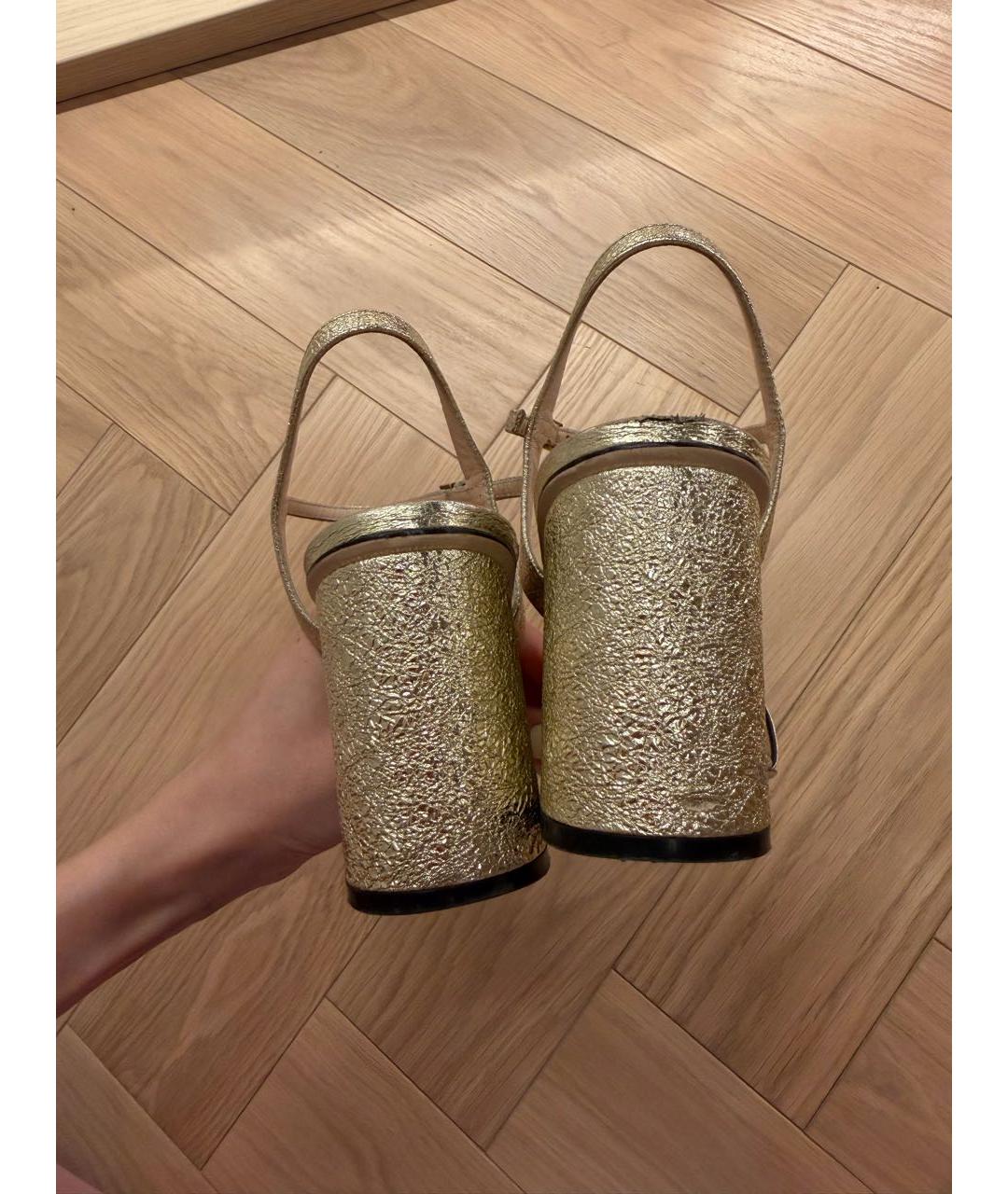 GUCCI Золотые босоножки из искусственной кожи, фото 4