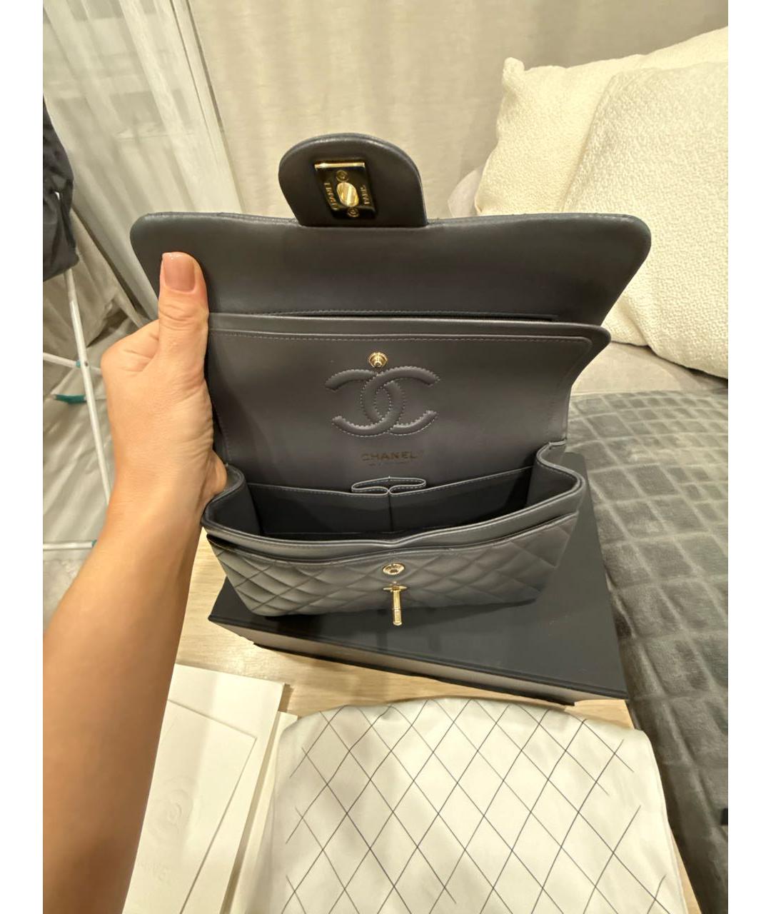 CHANEL Кожаная сумка через плечо, фото 4