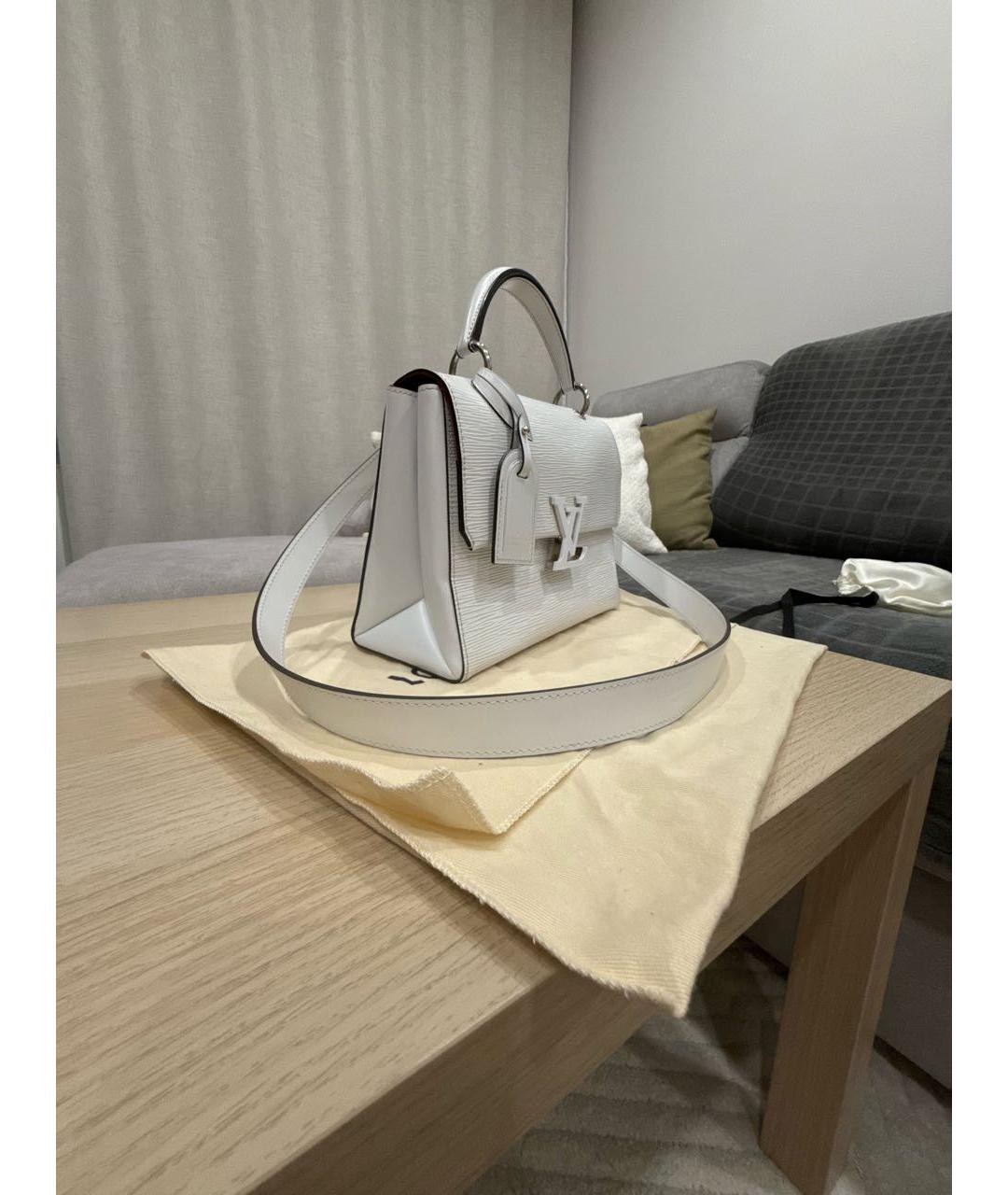 LOUIS VUITTON Белая кожаная сумка через плечо, фото 2