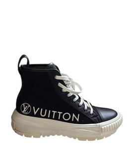 LOUIS VUITTON Кеды
