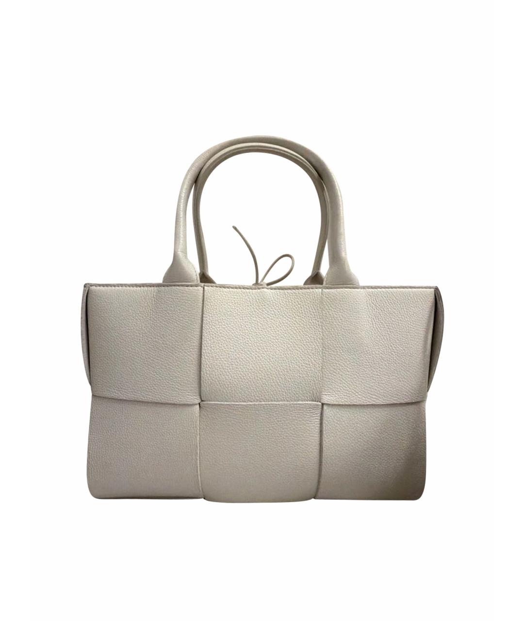 BOTTEGA VENETA Белая кожаная сумка тоут, фото 1