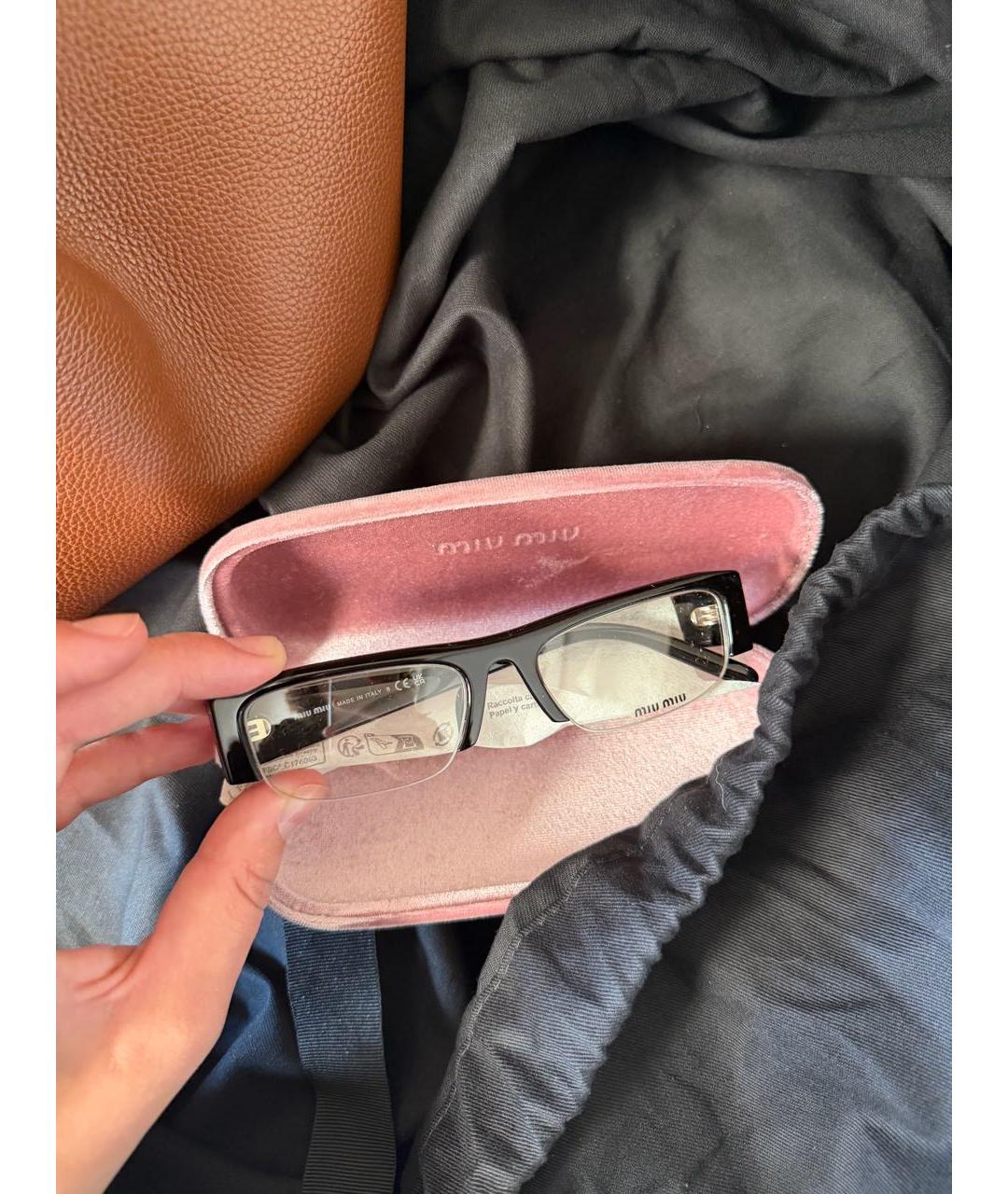 MIU MIU Черные пластиковые солнцезащитные очки, фото 5