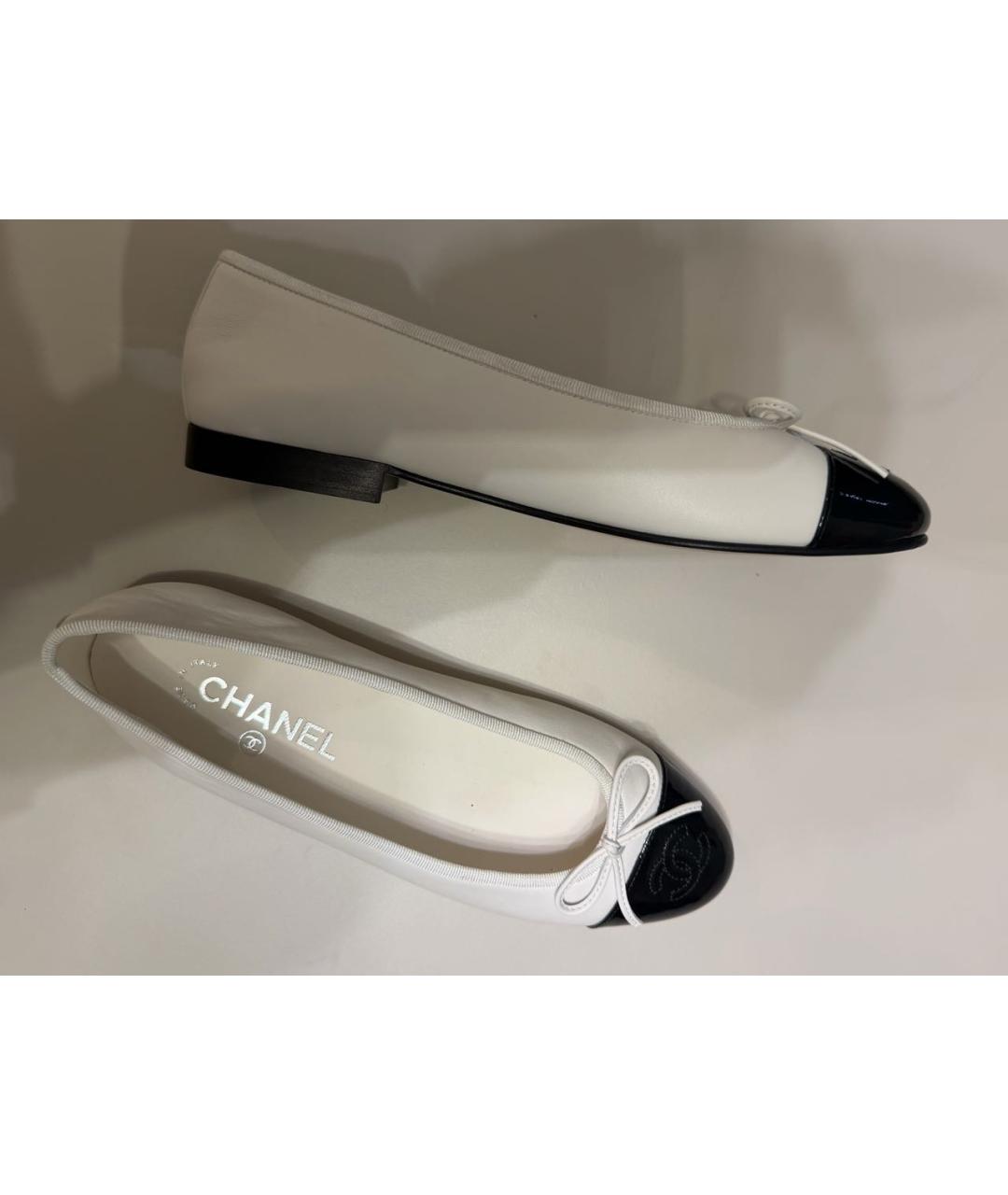 CHANEL Белые кожаные балетки, фото 5