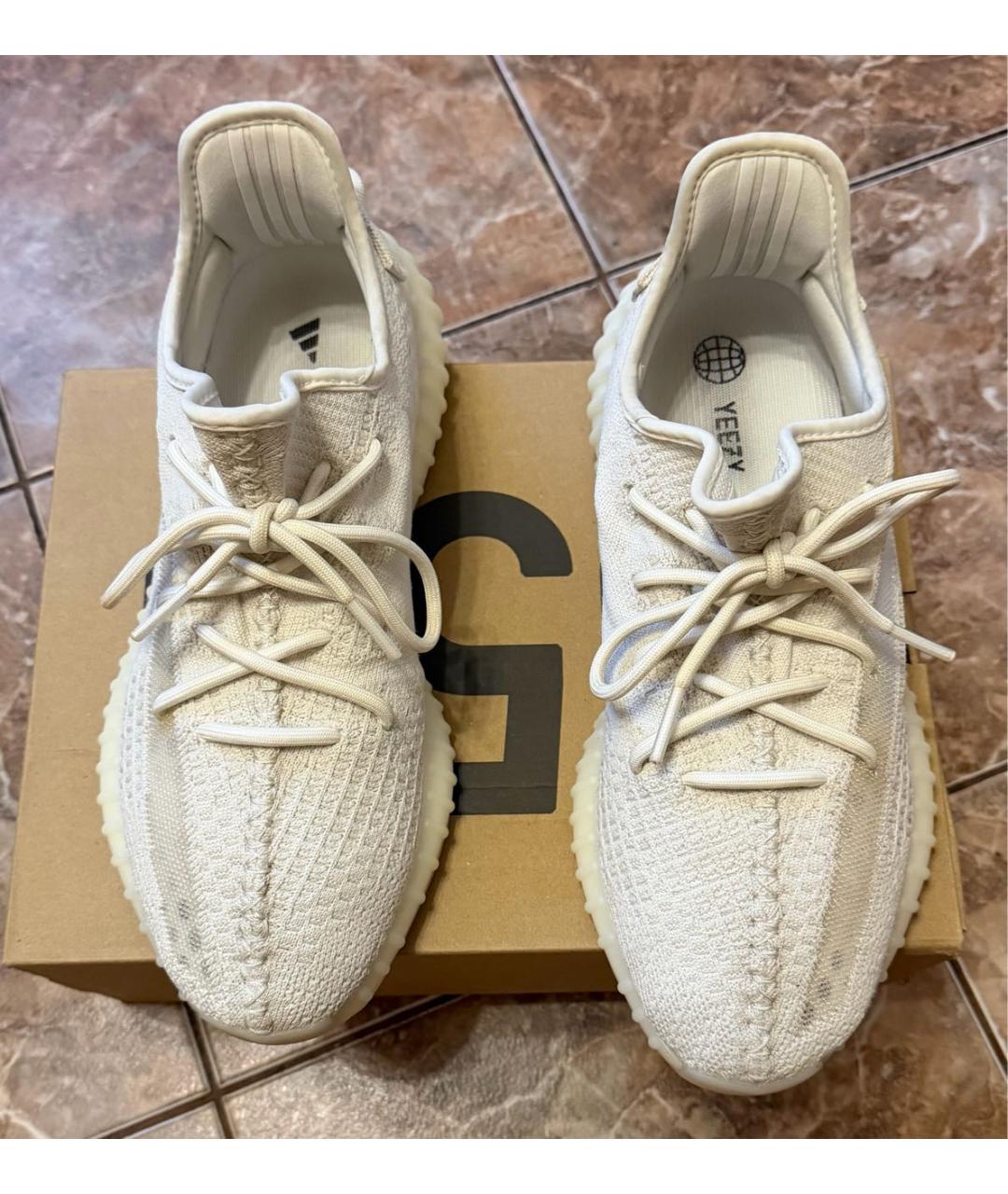 ADIDAS YEEZY Белые текстильные низкие кроссовки / кеды, фото 2