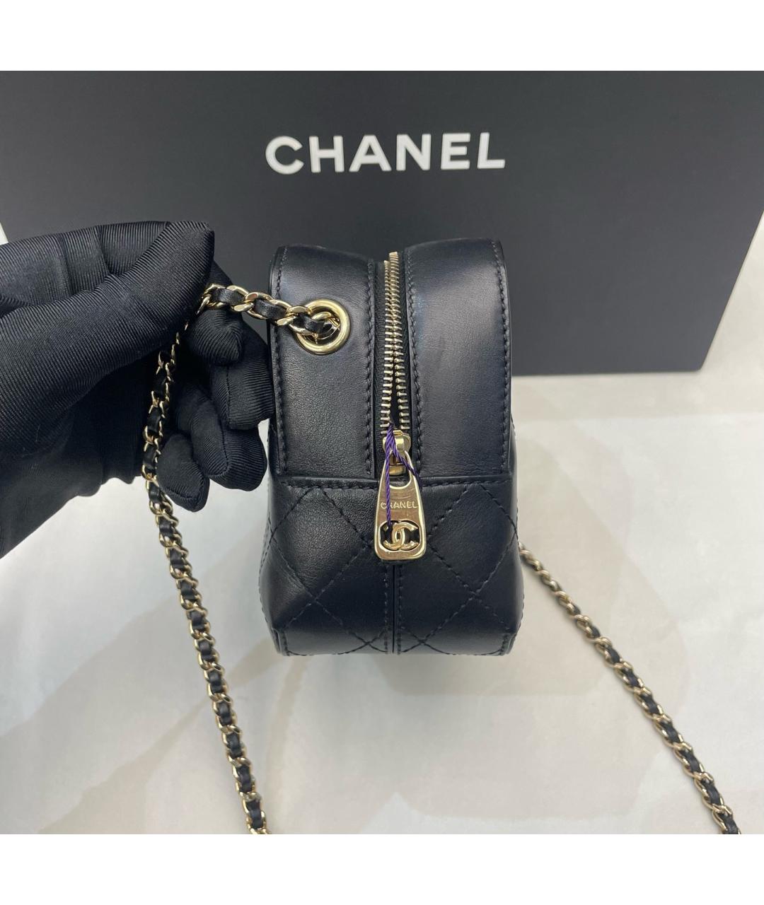 CHANEL Черная кожаная сумка через плечо, фото 4