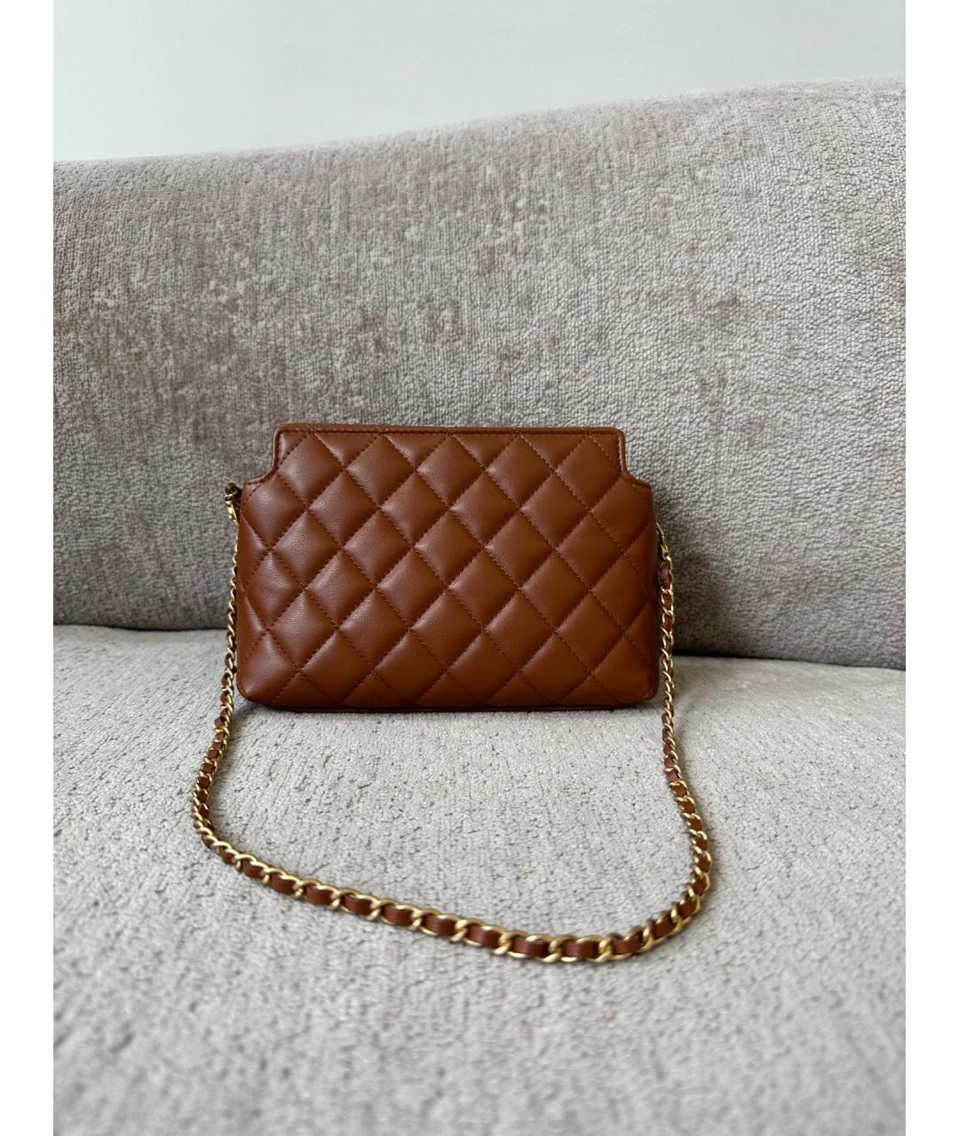 CHANEL Коричневая кожаная сумка через плечо, фото 2