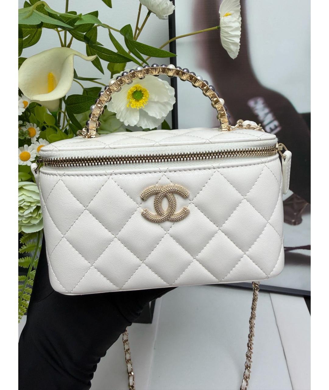 CHANEL Белая кожаная сумка с короткими ручками, фото 6