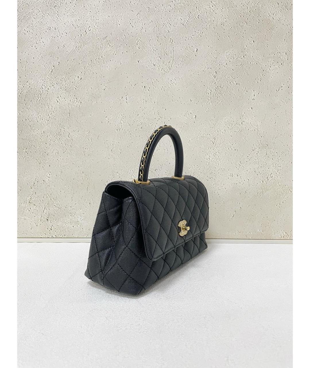 CHANEL Черная кожаная сумка с короткими ручками, фото 3