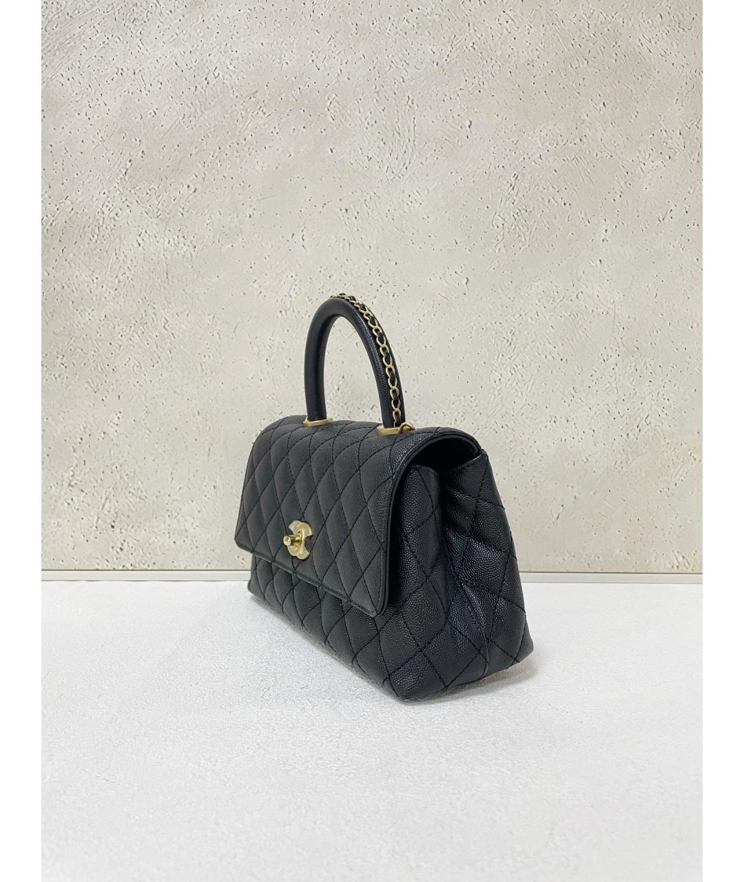 CHANEL Черная кожаная сумка с короткими ручками, фото 4