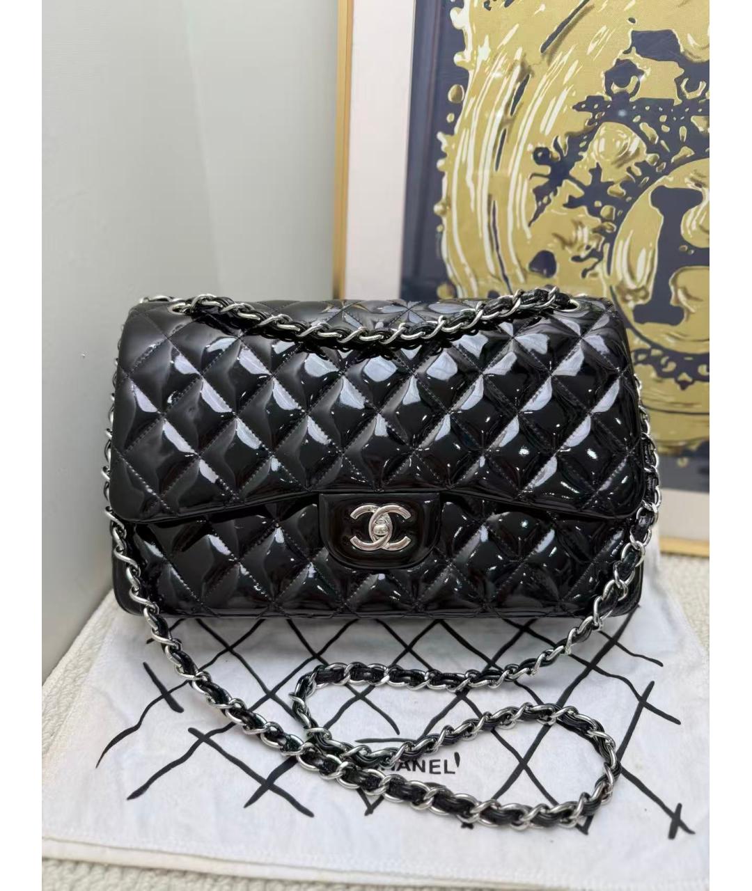 CHANEL Черная сумка через плечо из лакированной кожи, фото 10