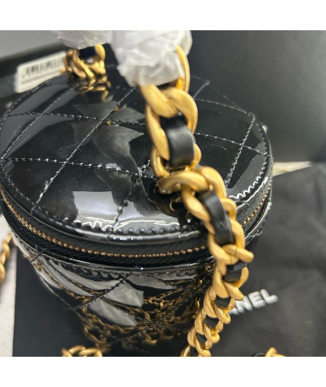CHANEL Темно-синяя сумка с короткими ручками из лакированной кожи, фото 5