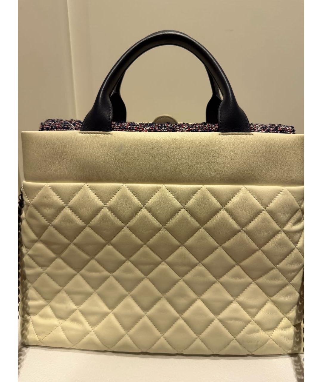 CHANEL Белая кожаная сумка тоут, фото 2