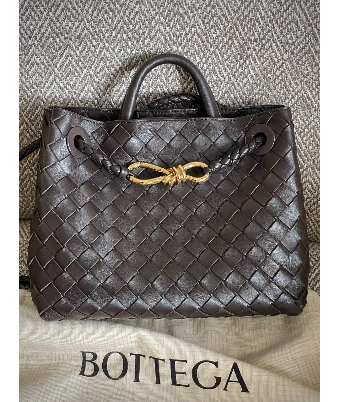 BOTTEGA VENETA Коричневая кожаная сумка с короткими ручками, фото 8