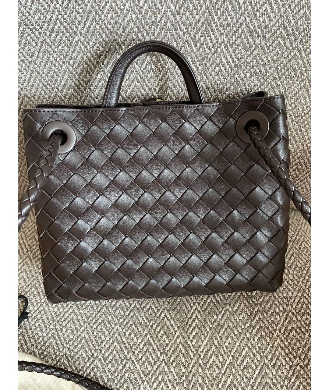 BOTTEGA VENETA Коричневая кожаная сумка с короткими ручками, фото 2