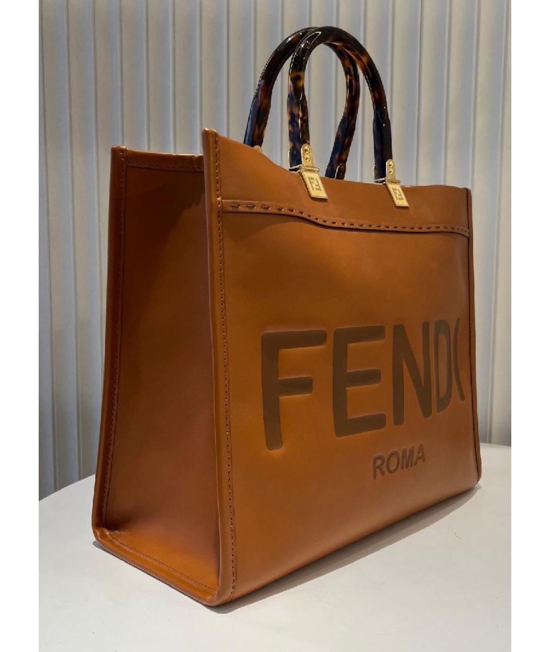 FENDI Коричневая кожаная сумка с короткими ручками, фото 2