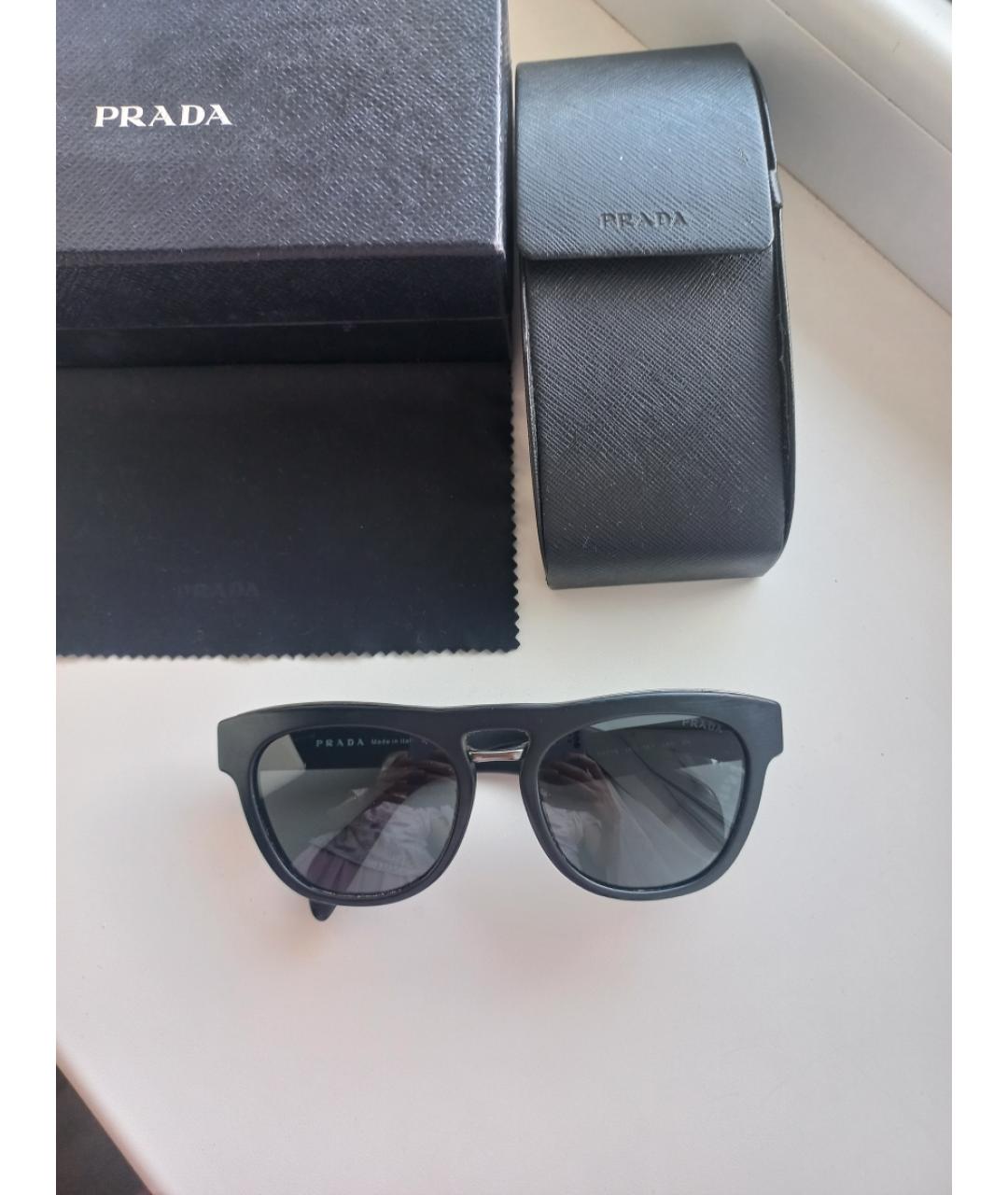 PRADA Черные пластиковые солнцезащитные очки, фото 2