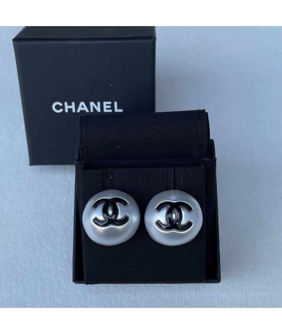 CHANEL Бежевые серьги, фото 4