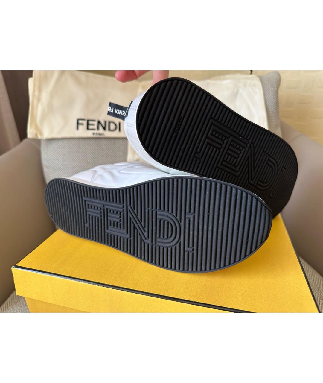 FENDI Белые кроссовки, фото 6