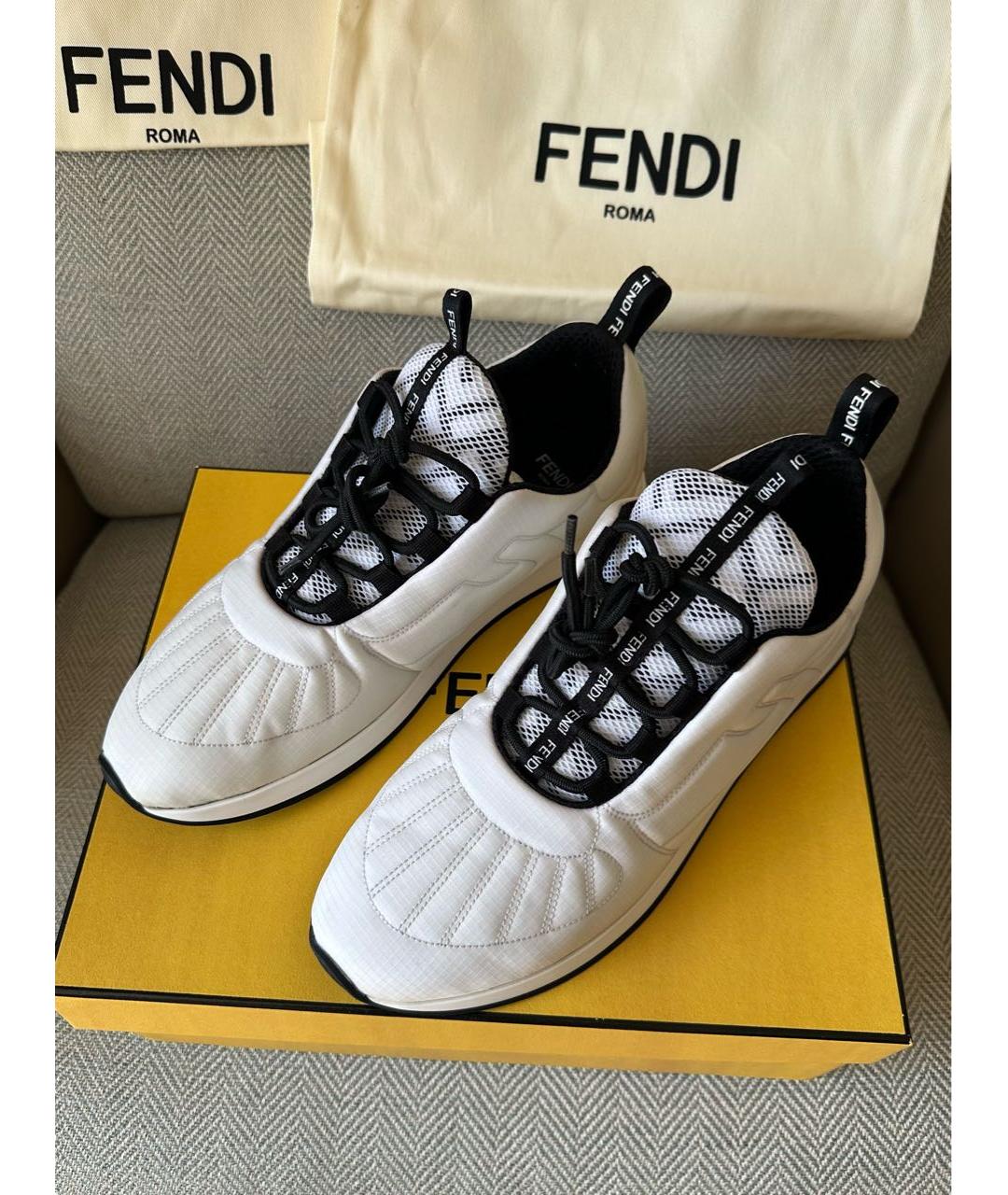 FENDI Белые кроссовки, фото 2