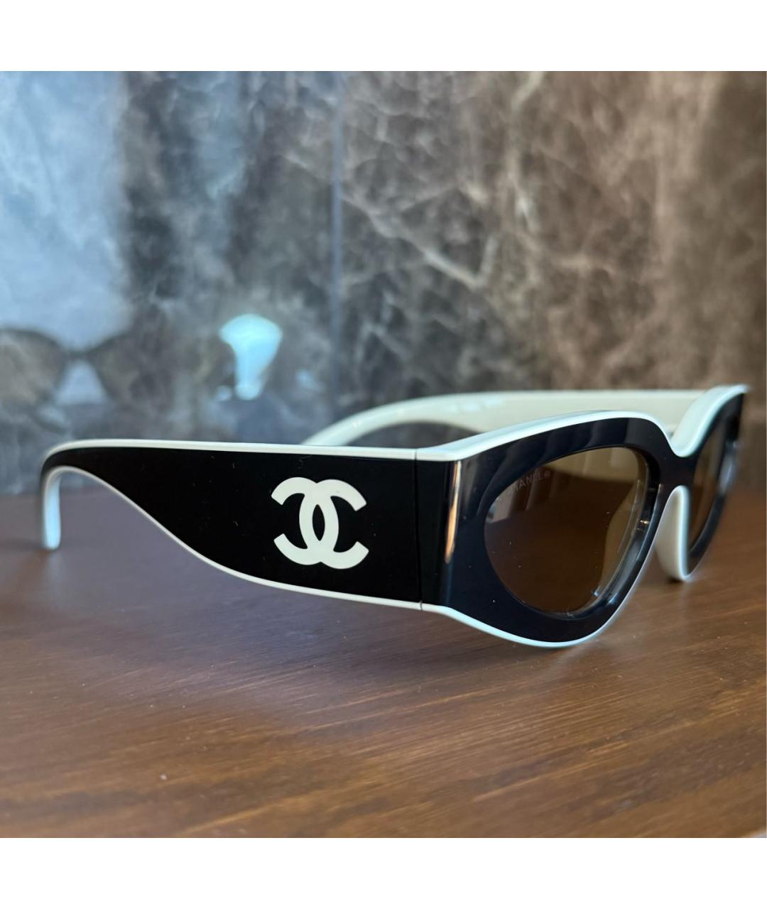 CHANEL Черные пластиковые солнцезащитные очки, фото 3