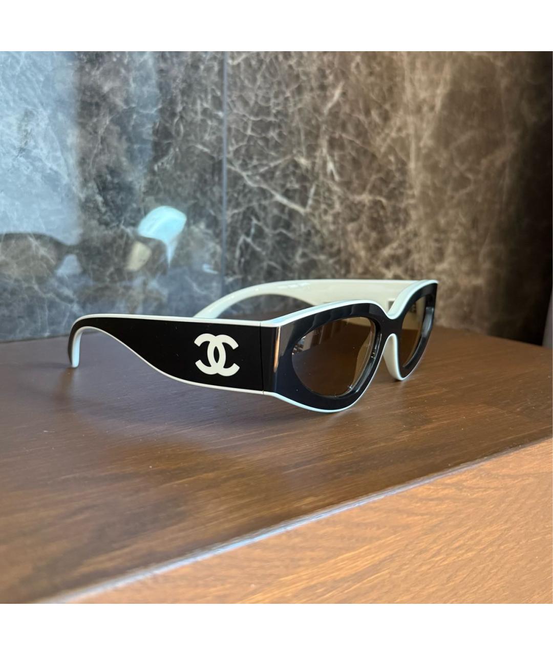 CHANEL Черные пластиковые солнцезащитные очки, фото 2
