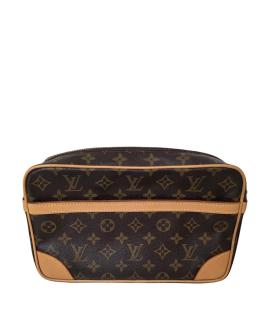 LOUIS VUITTON Косметичка