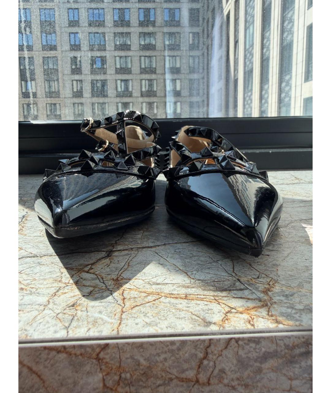 VALENTINO Черные туфли из лакированной кожи, фото 2