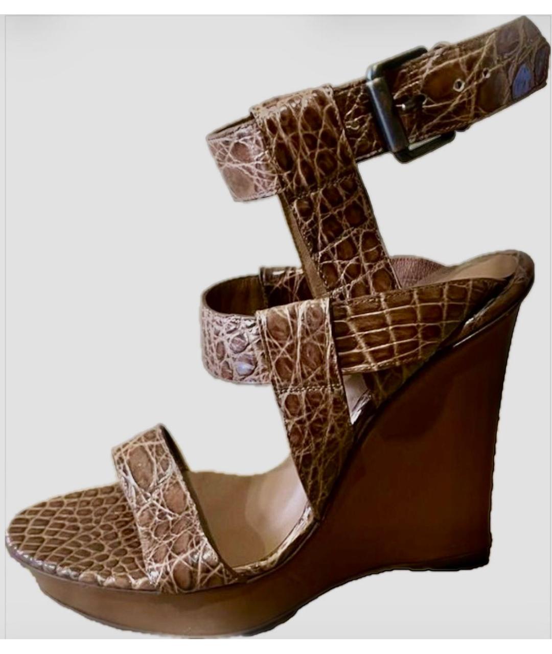 BOTTEGA VENETA Коричневые босоножки из экзотической кожи, фото 7