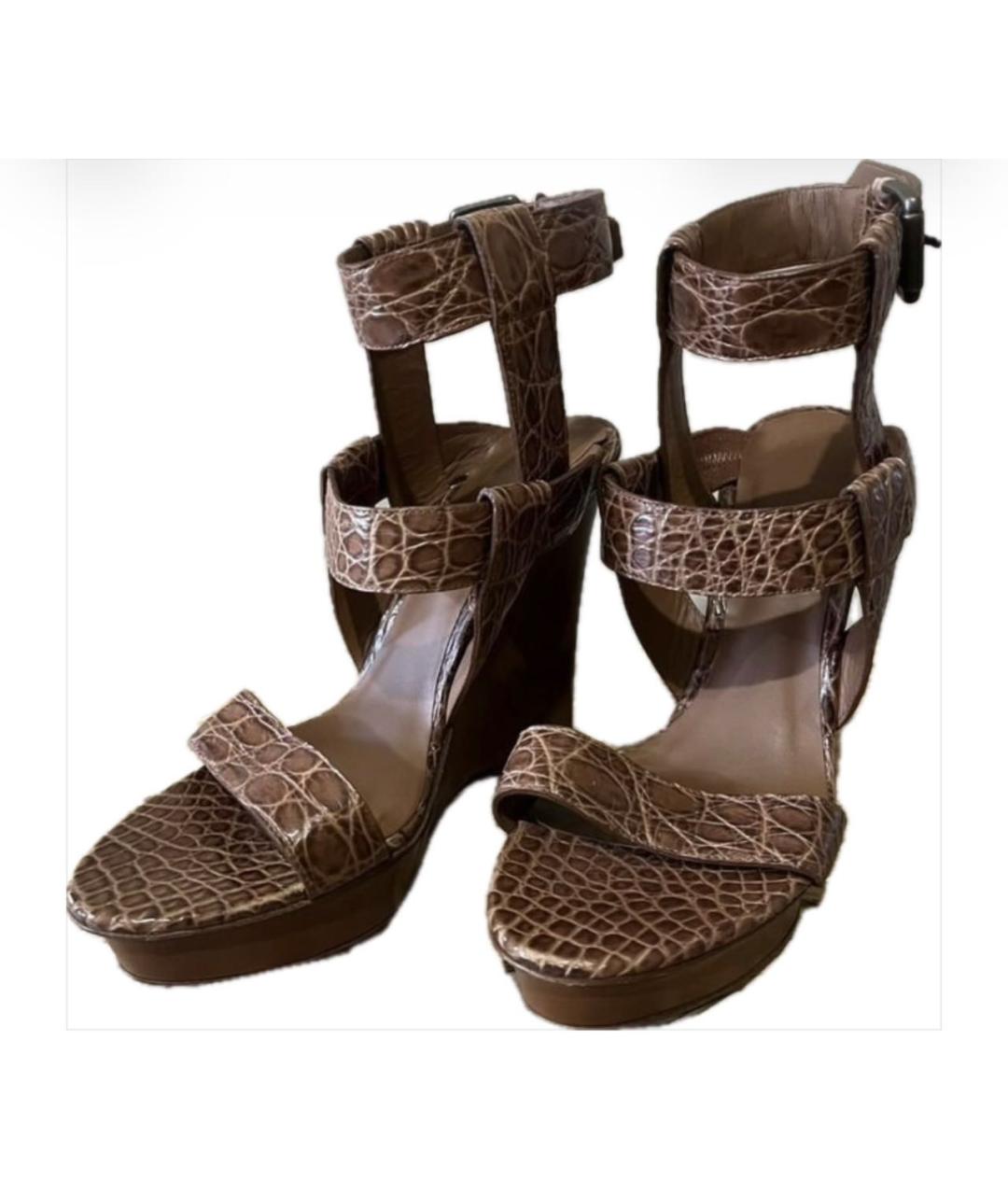 BOTTEGA VENETA Коричневые босоножки из экзотической кожи, фото 4