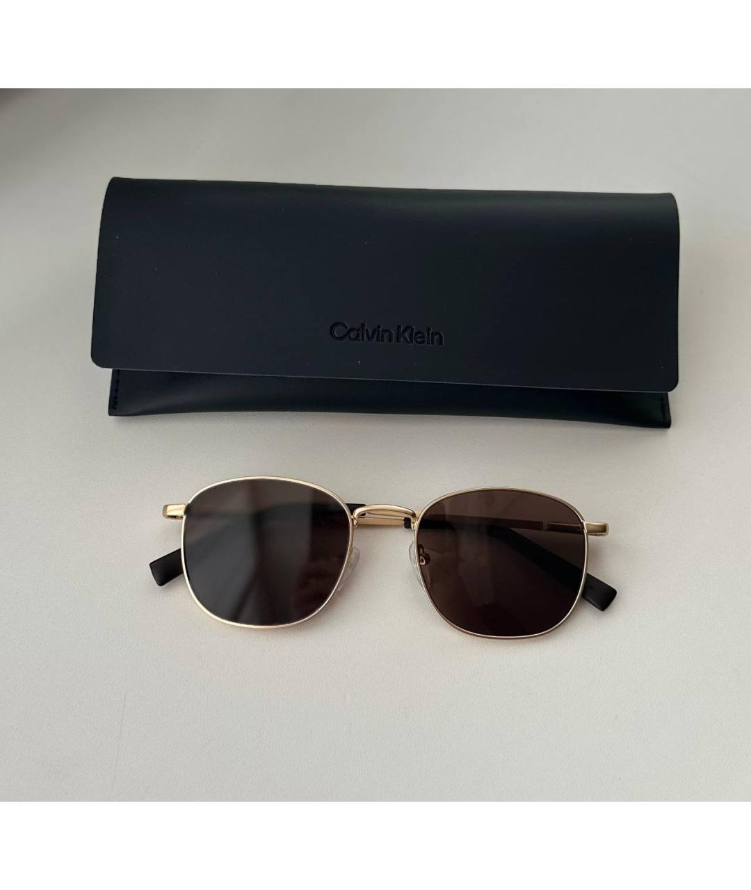 CALVIN KLEIN Золотые пластиковые солнцезащитные очки, фото 5